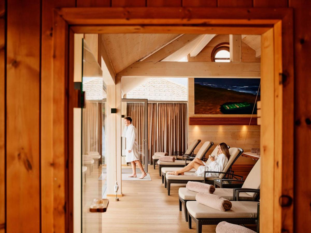 Tauroa Seehotel Grundlsee Εξωτερικό φωτογραφία
