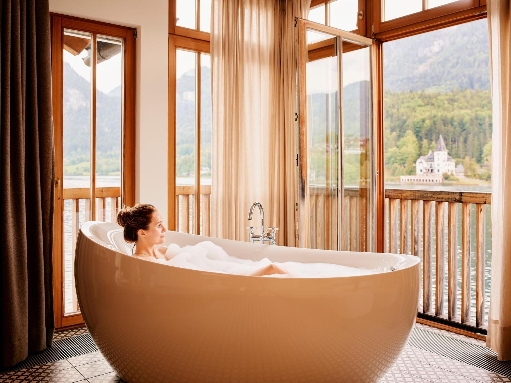 Tauroa Seehotel Grundlsee Εξωτερικό φωτογραφία