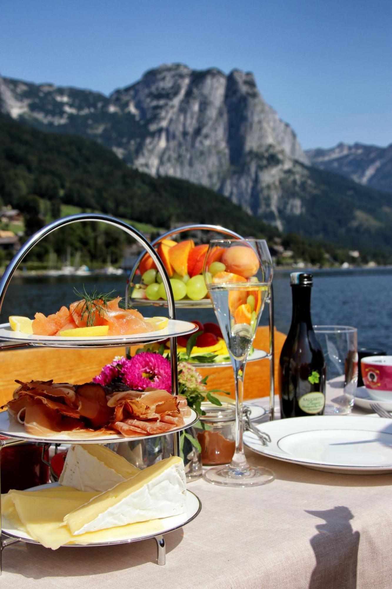 Tauroa Seehotel Grundlsee Εξωτερικό φωτογραφία